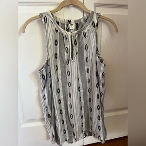 Old Navy Monochrome Striped Top